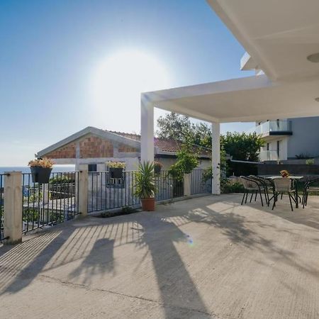 Apartmani Vittoria Бар Экстерьер фото