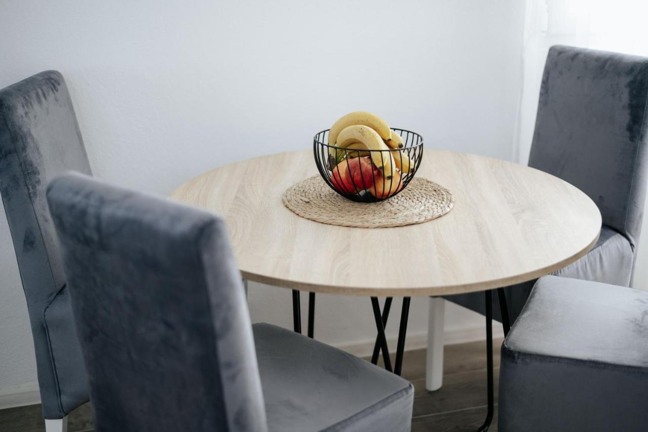 Apartmani Vittoria Бар Экстерьер фото