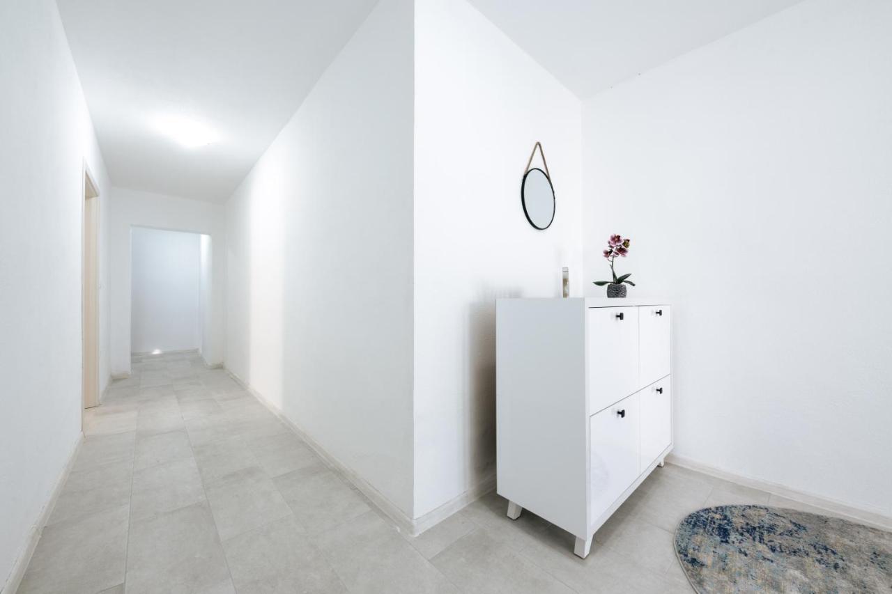 Apartmani Vittoria Бар Экстерьер фото